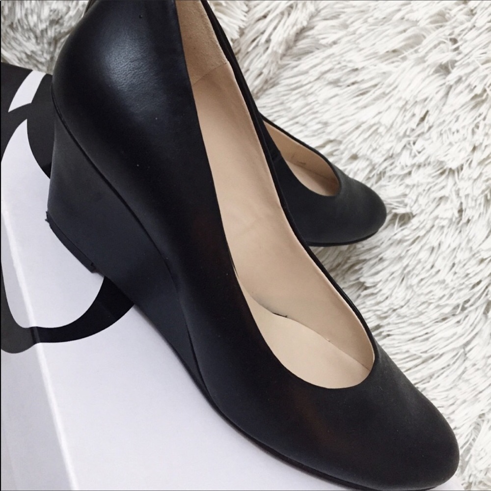 Nine West Black Wedges